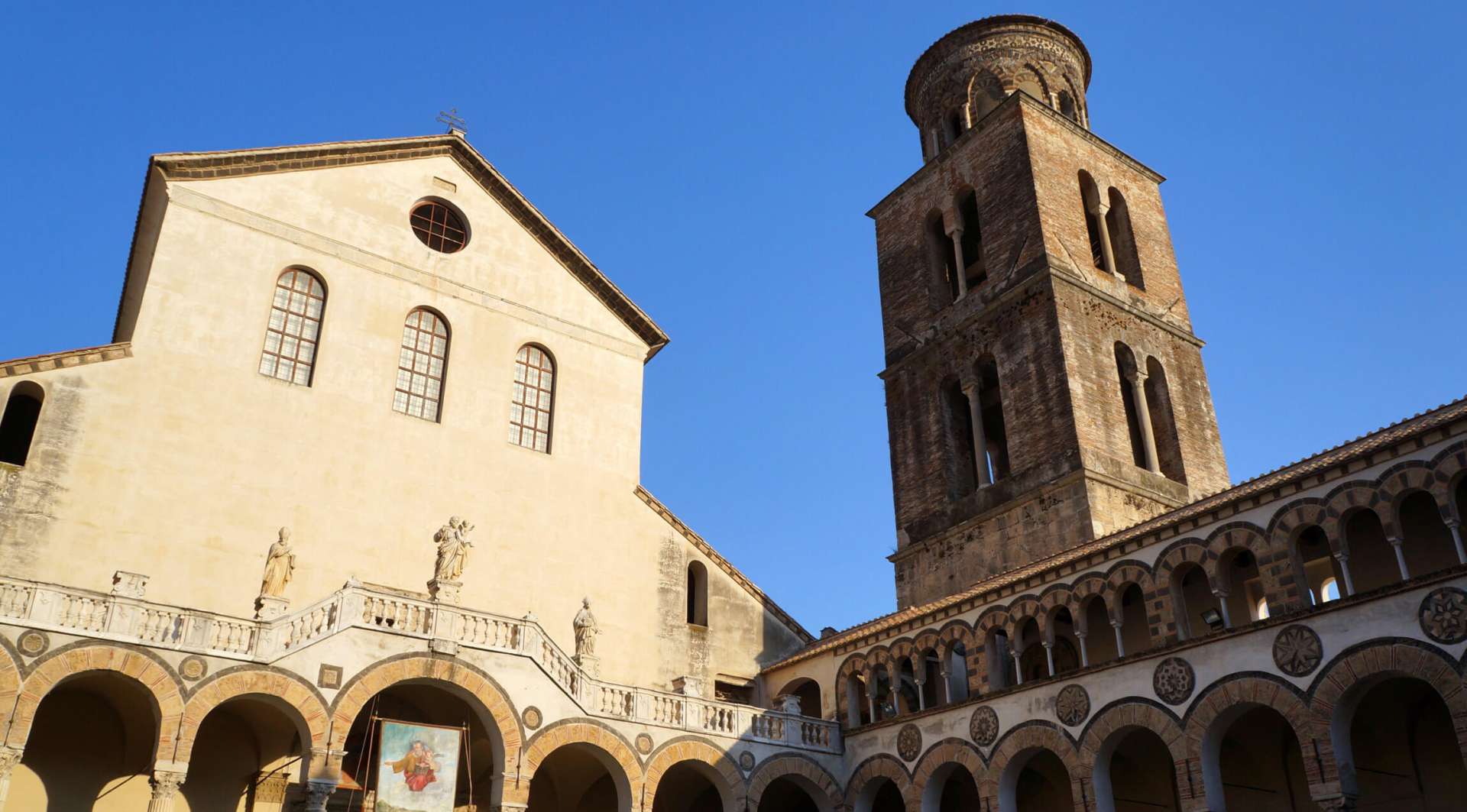 Glam House Bed & Breakfast al centro di Salerno.